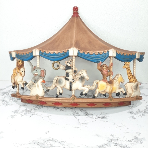 Vintage Merry Go Round Carousel Wall Decor - Picture 1 of 11